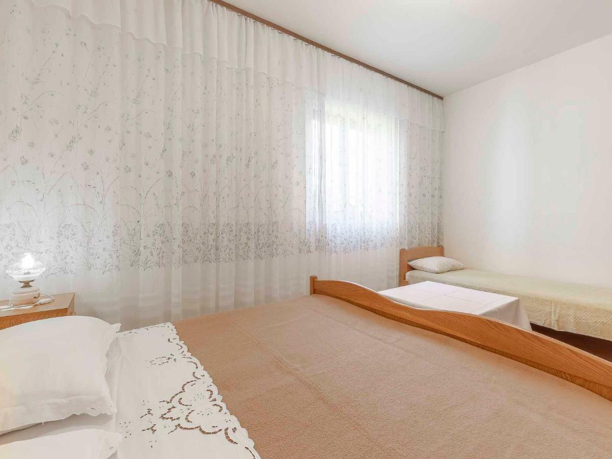 Mira Apartamento Poreč Exterior foto