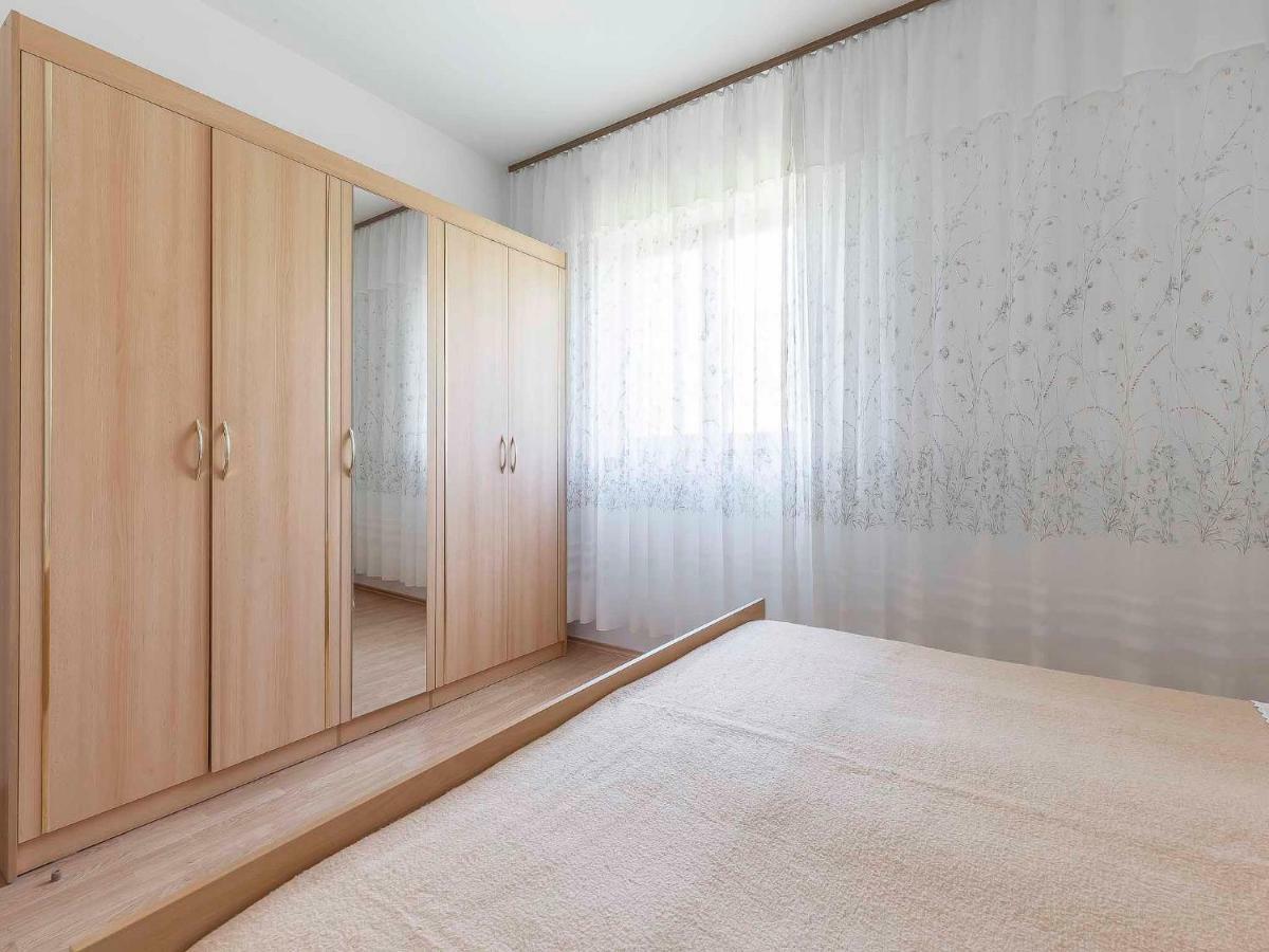 Mira Apartamento Poreč Exterior foto